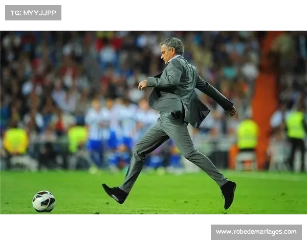 西甲单前锋战术解析:如何打造以单前锋为核心的进攻体系 西甲单前锋战术解析:如何打造以单前锋为核心的进攻体系