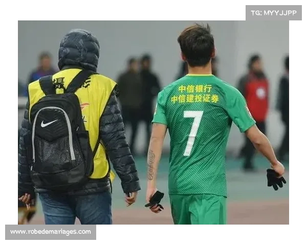 国安防线暴露严重漏洞 状态起伏不定难以恢复稳定表现 国安防线暴露严重漏洞 状态起伏不定难以恢复稳定表现