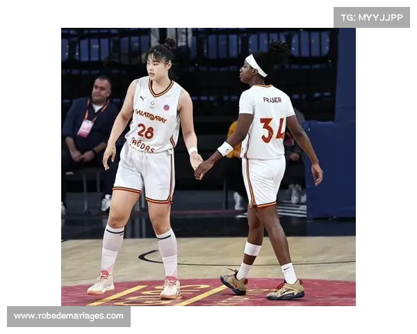 李月汝伤后首次更新社媒发布手势舞挑战 宣布心动通缉令正式启动 李月汝伤后首次更新社媒发布手势舞挑战 宣布心动通缉令正式启动